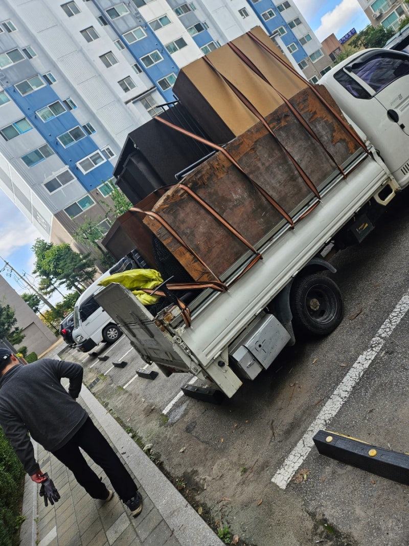 경기도 시흥 비버환경 폐기물 수거 작업 사례 1